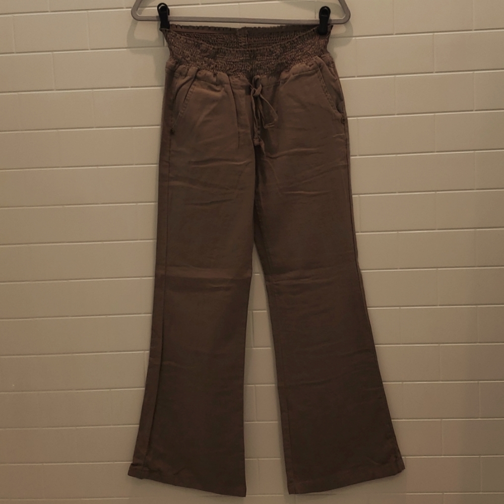 Linen pants size small taupe color never worn